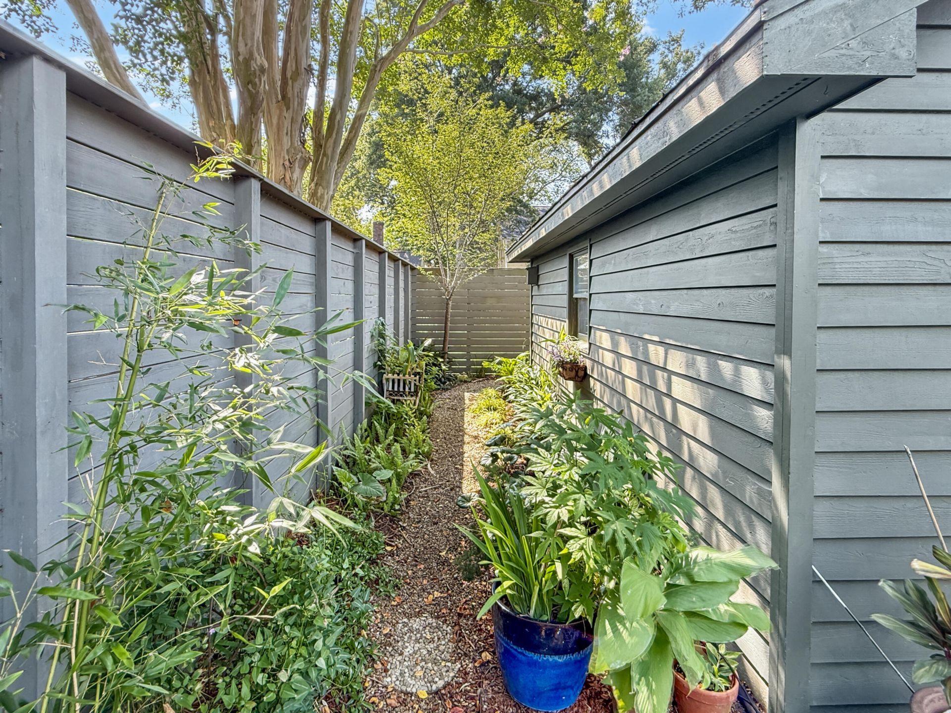 1474 Village Square Photo 17