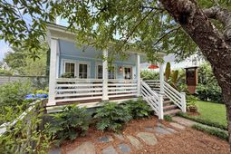 1474 Village Square photo 4