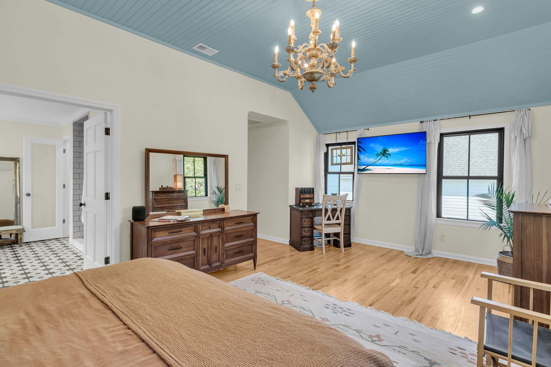 1474 Village Square Photo 36
