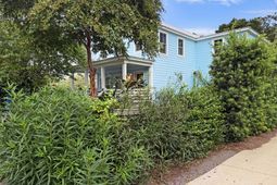 1474 Village Square photo 4
