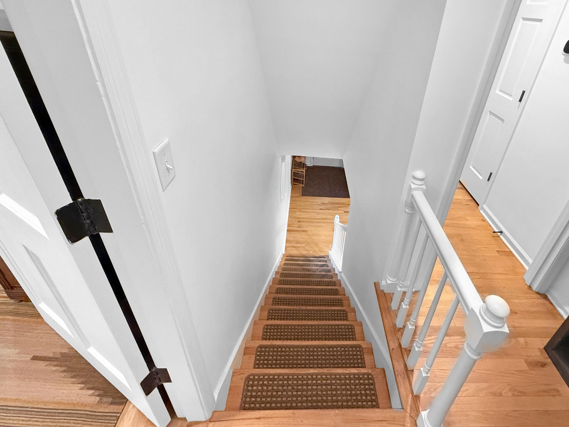 1474 Village Square Photo 41