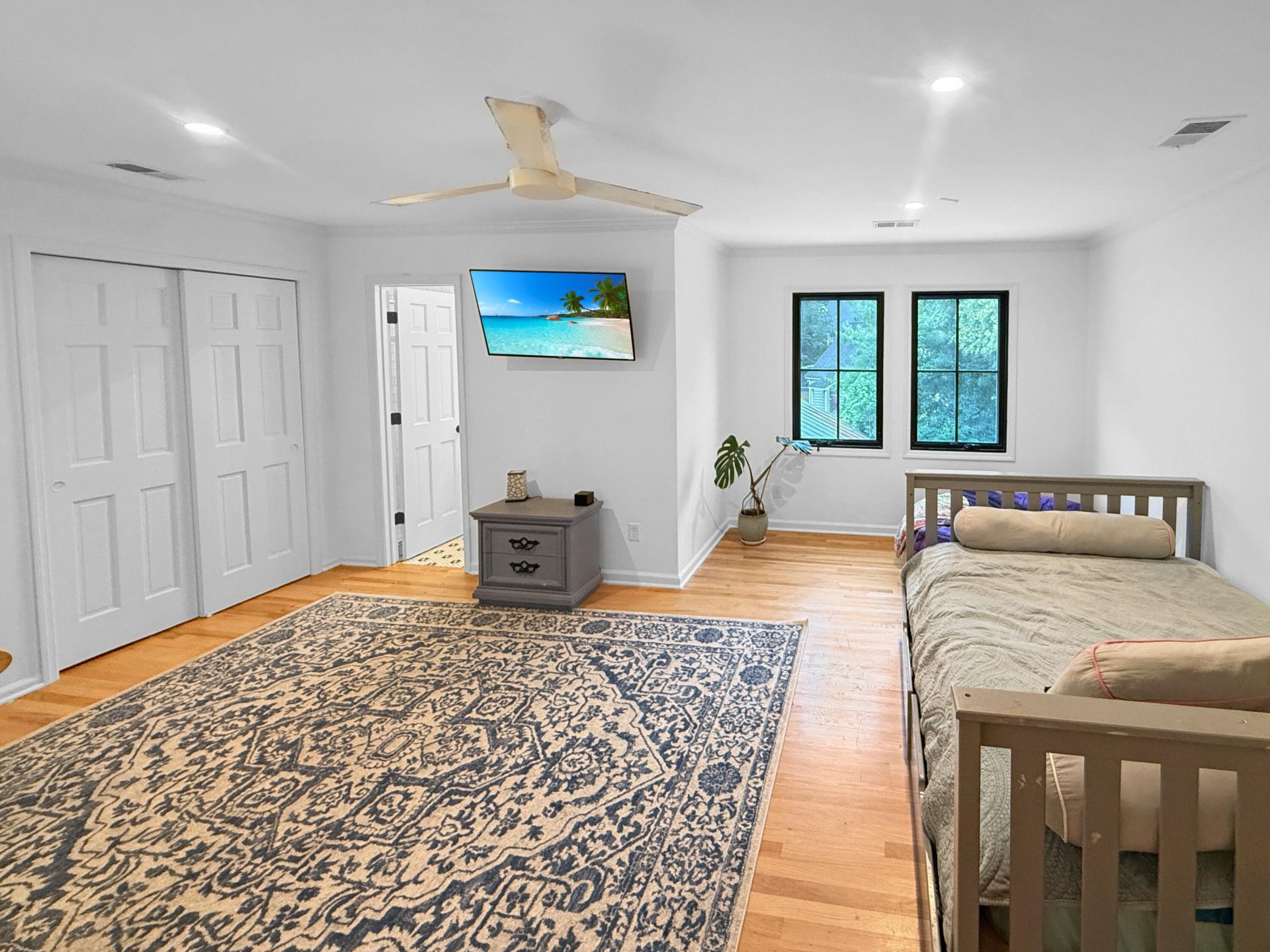 1474 Village Square Photo 55