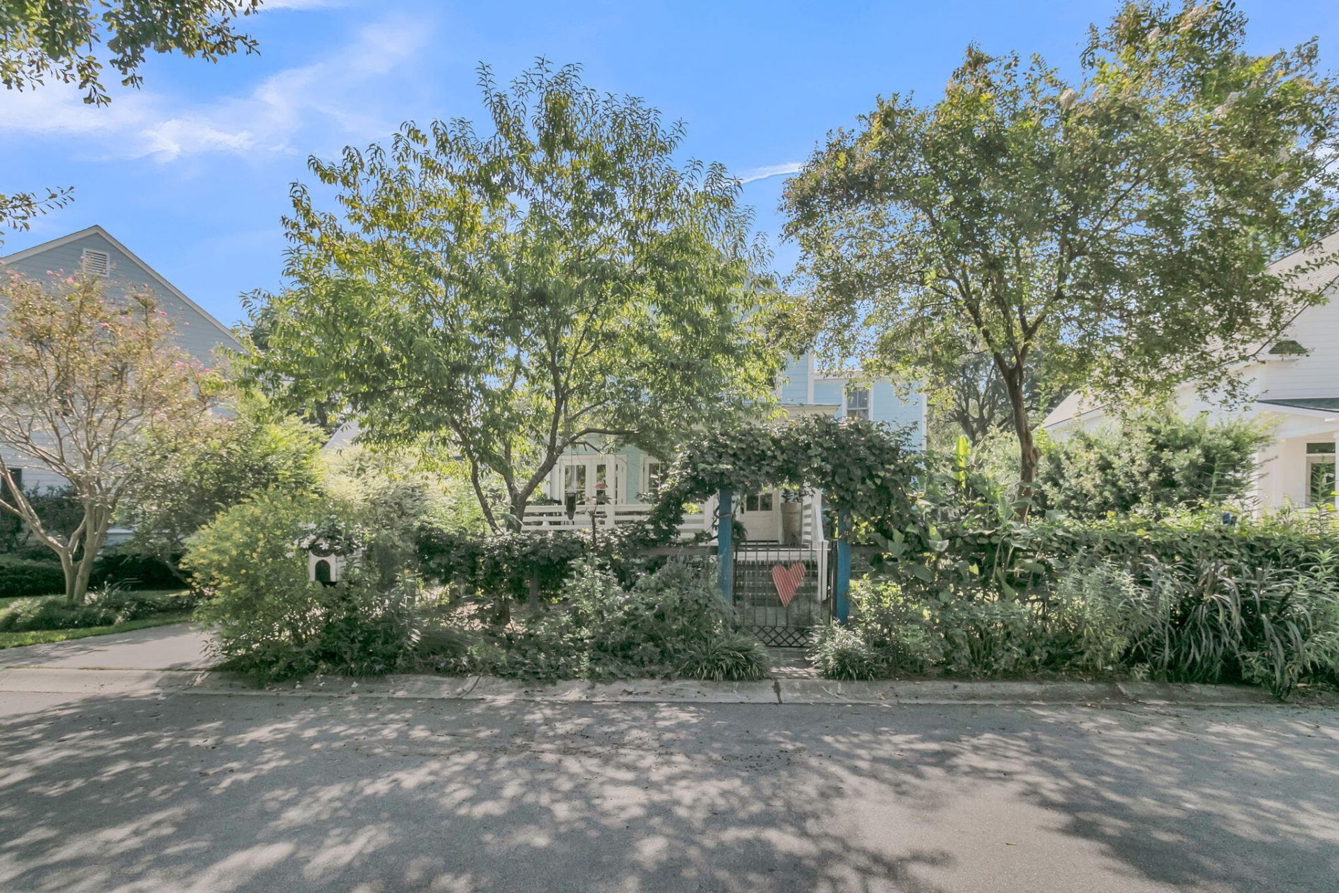 1474 Village Square Photo 6