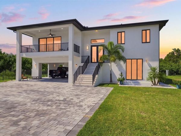 5035 BAY BOULEVARD , PORT RICHEY, FL 34668