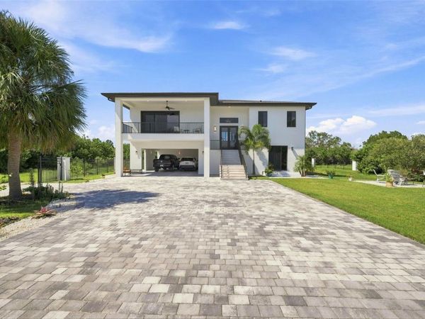 5035 BAY BOULEVARD, PORT RICHEY, FL 34668