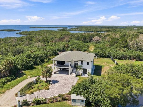 5035 BAY BOULEVARD , PORT RICHEY, FL 34668