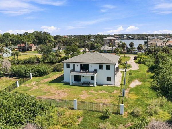 5035 BAY BOULEVARD, PORT RICHEY, FL 34668
