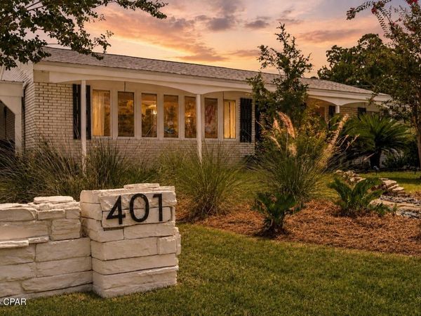 401 Virginia Avenue , Lynn Haven, FL 32444