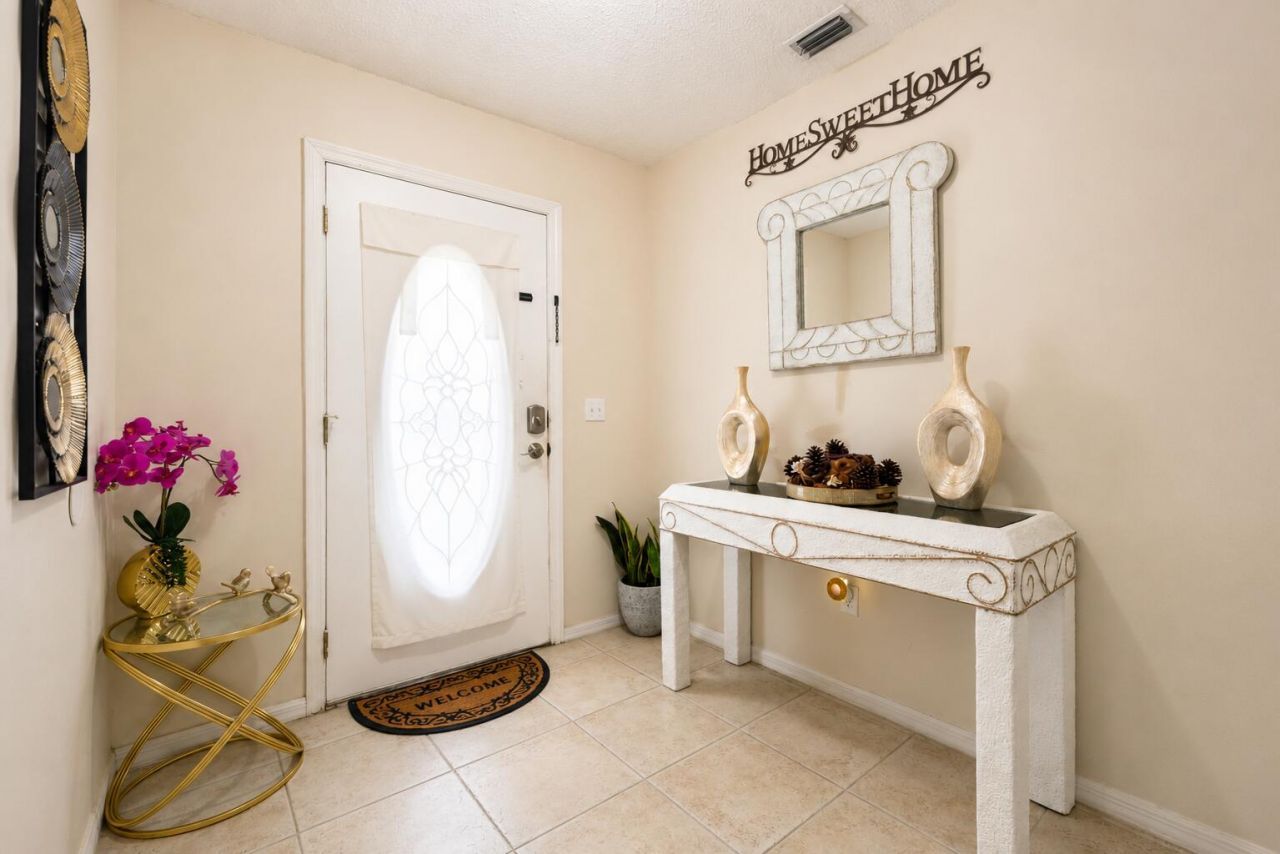 397 SW Ray Avenue, Port Saint Lucie, FL 34983 Photo