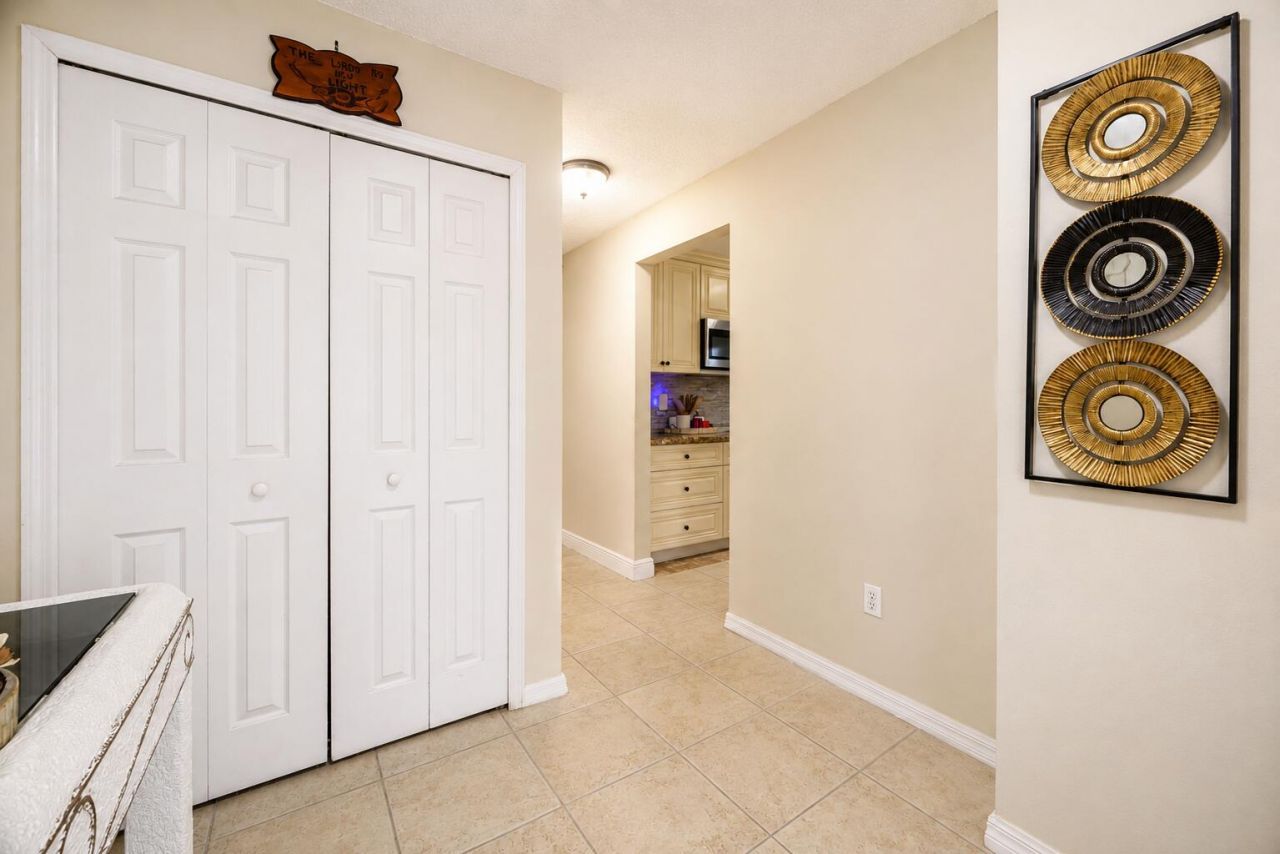 397 SW Ray Avenue, Port Saint Lucie, FL 34983 Photo