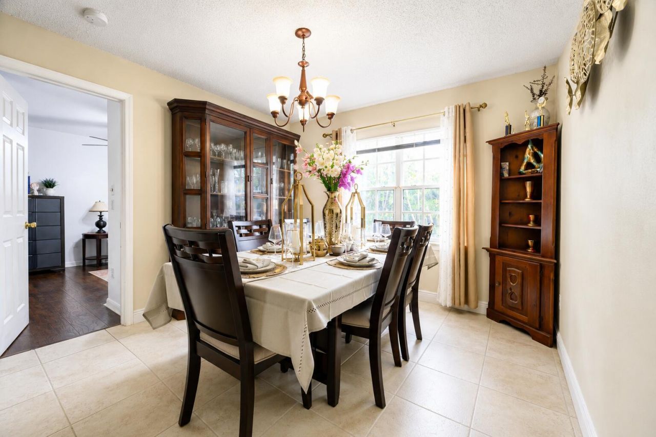 397 SW Ray Avenue, Port Saint Lucie, FL 34983 Photo