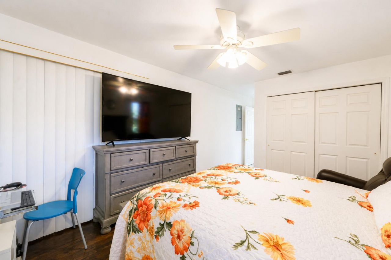 397 SW Ray Avenue, Port Saint Lucie, FL 34983 Photo