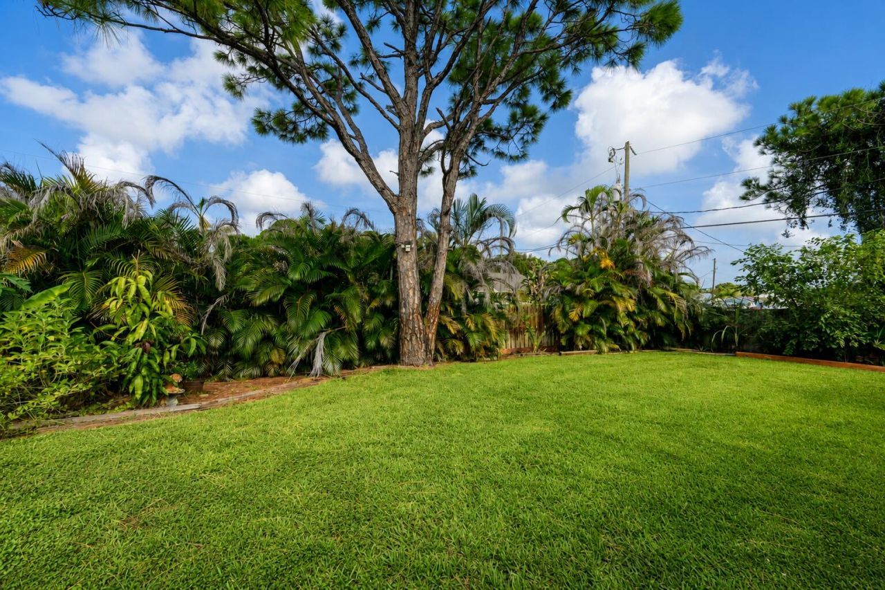 397 SW Ray Avenue, Port Saint Lucie, FL 34983 Photo