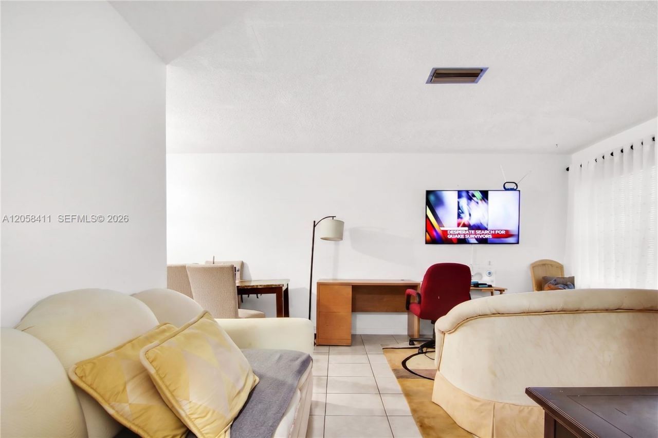 4020 NW 31st Ter , Unit 1-5, Lauderdale Lakes, FL 33309 Photo