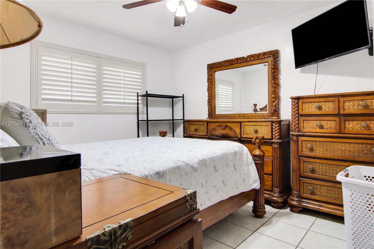 4020 NW 31st Ter , Unit 1-5, Lauderdale Lakes, FL 33309 Photo