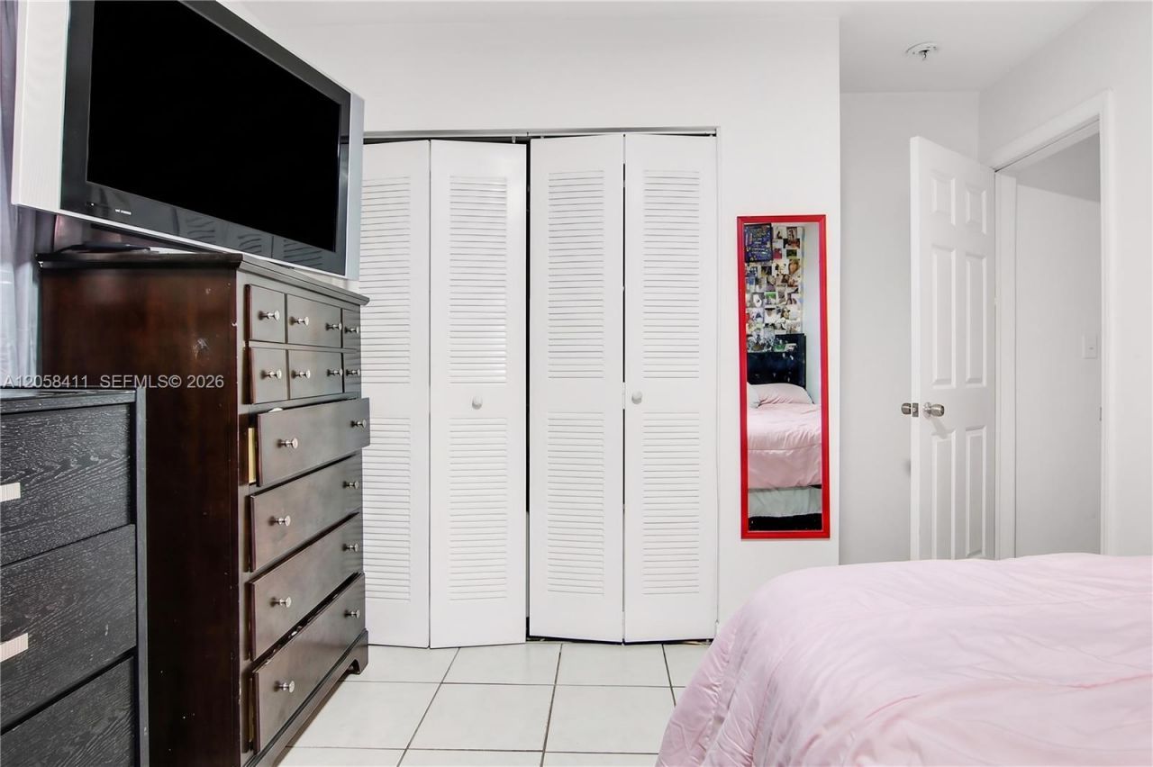 4020 NW 31st Ter , Unit 1-5, Lauderdale Lakes, FL 33309 Photo
