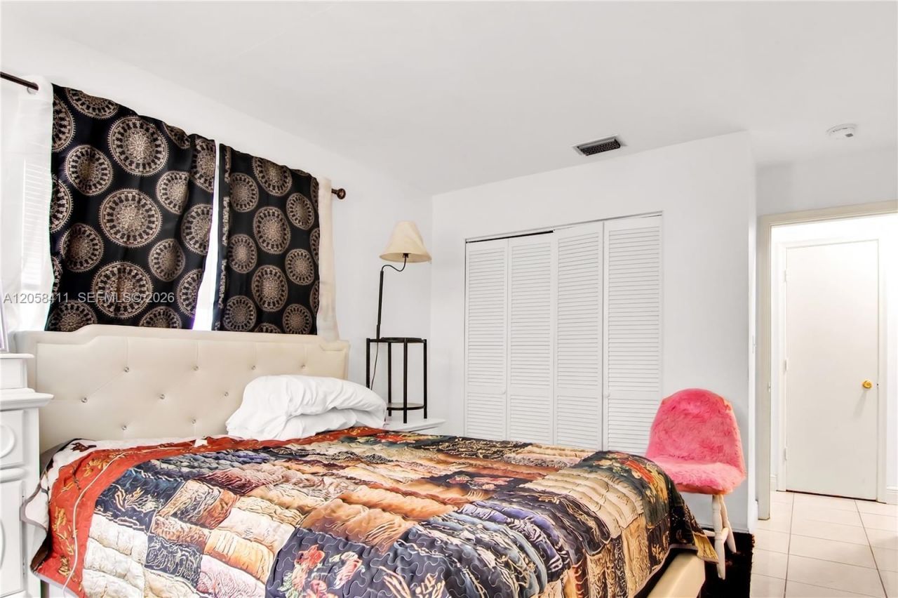 4020 NW 31st Ter , Unit 1-5, Lauderdale Lakes, FL 33309 Photo