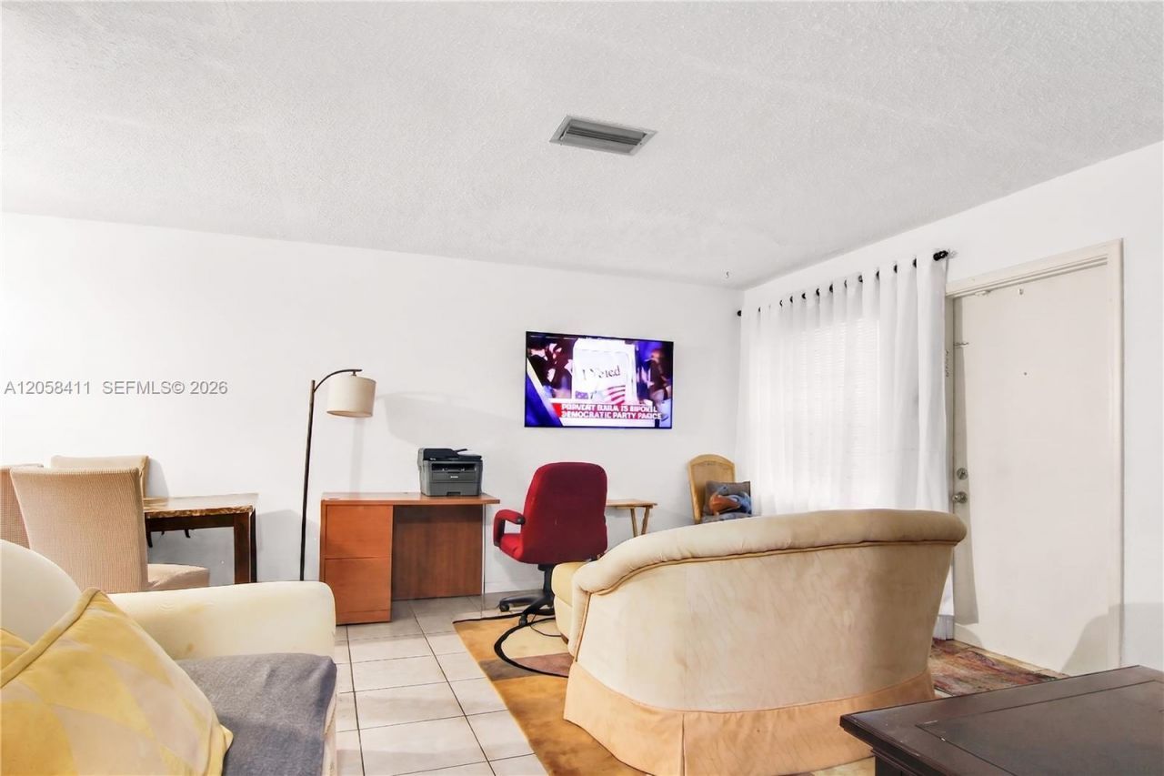 4020 NW 31st Ter , Unit 1-5, Lauderdale Lakes, FL 33309 Photo