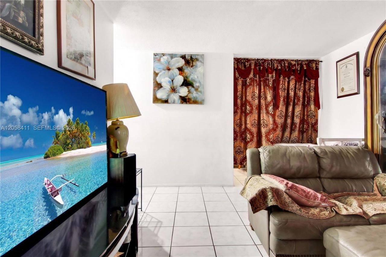 4020 NW 31st Ter , Unit 1-5, Lauderdale Lakes, FL 33309 Photo