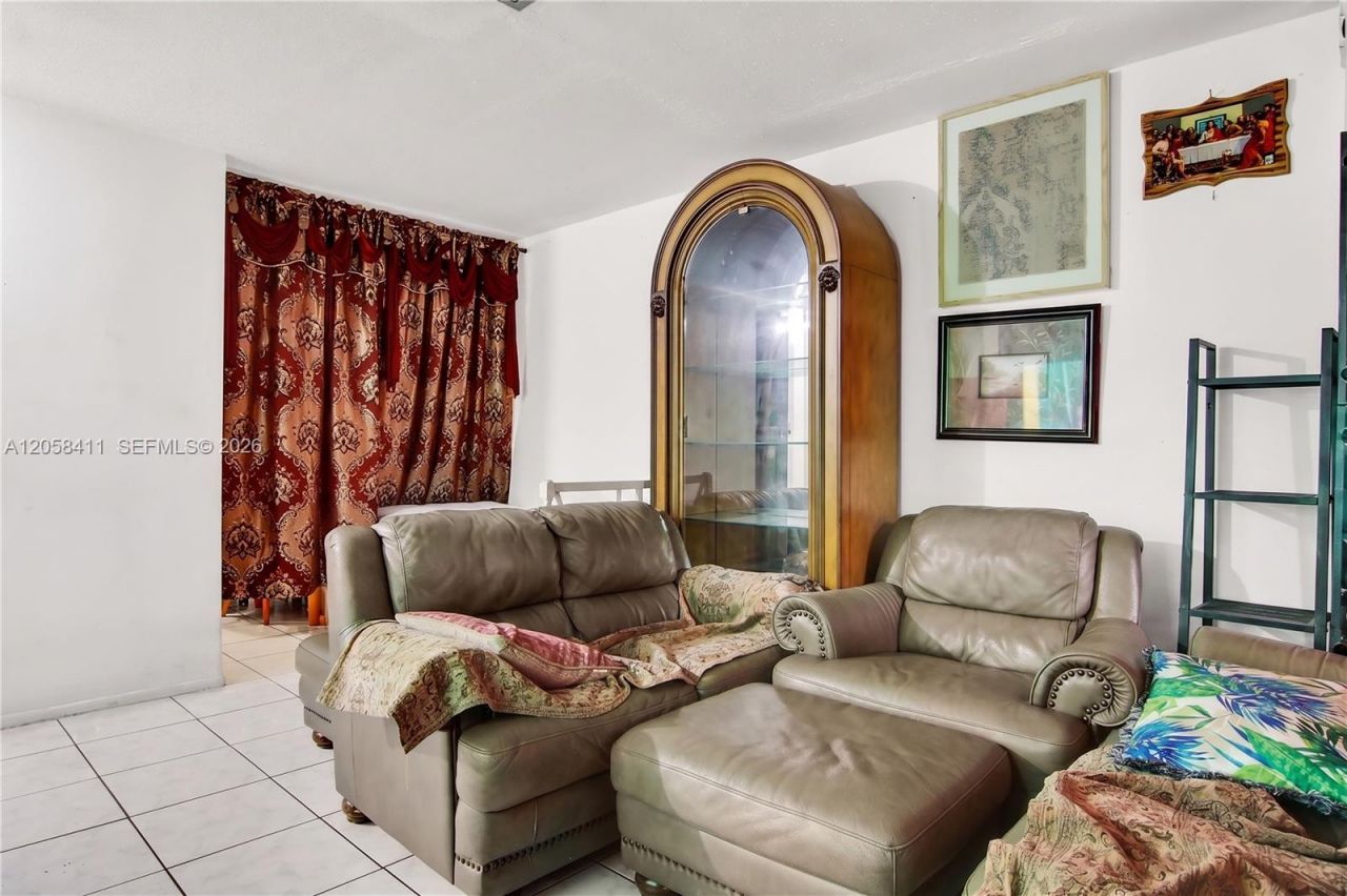 4020 NW 31st Ter , Unit 1-5, Lauderdale Lakes, FL 33309 Photo