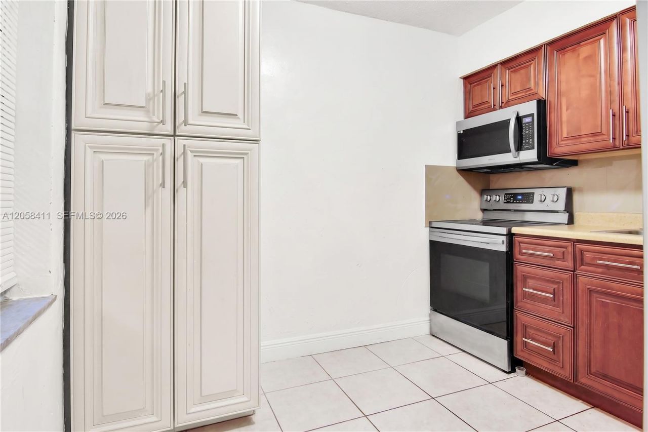 4020 NW 31st Ter , Unit 1-5, Lauderdale Lakes, FL 33309 Photo