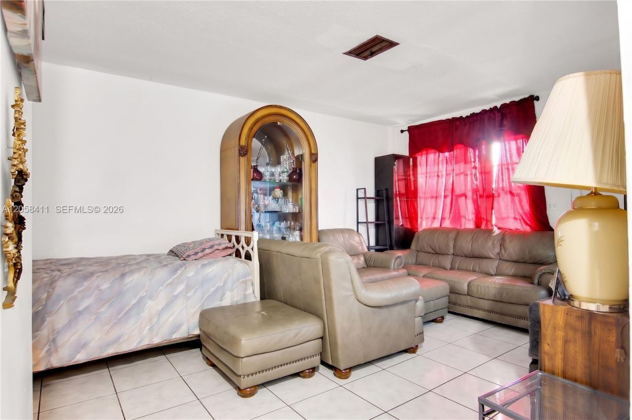 4020 NW 31st Ter , Unit 1-5, Lauderdale Lakes, FL 33309 Photo