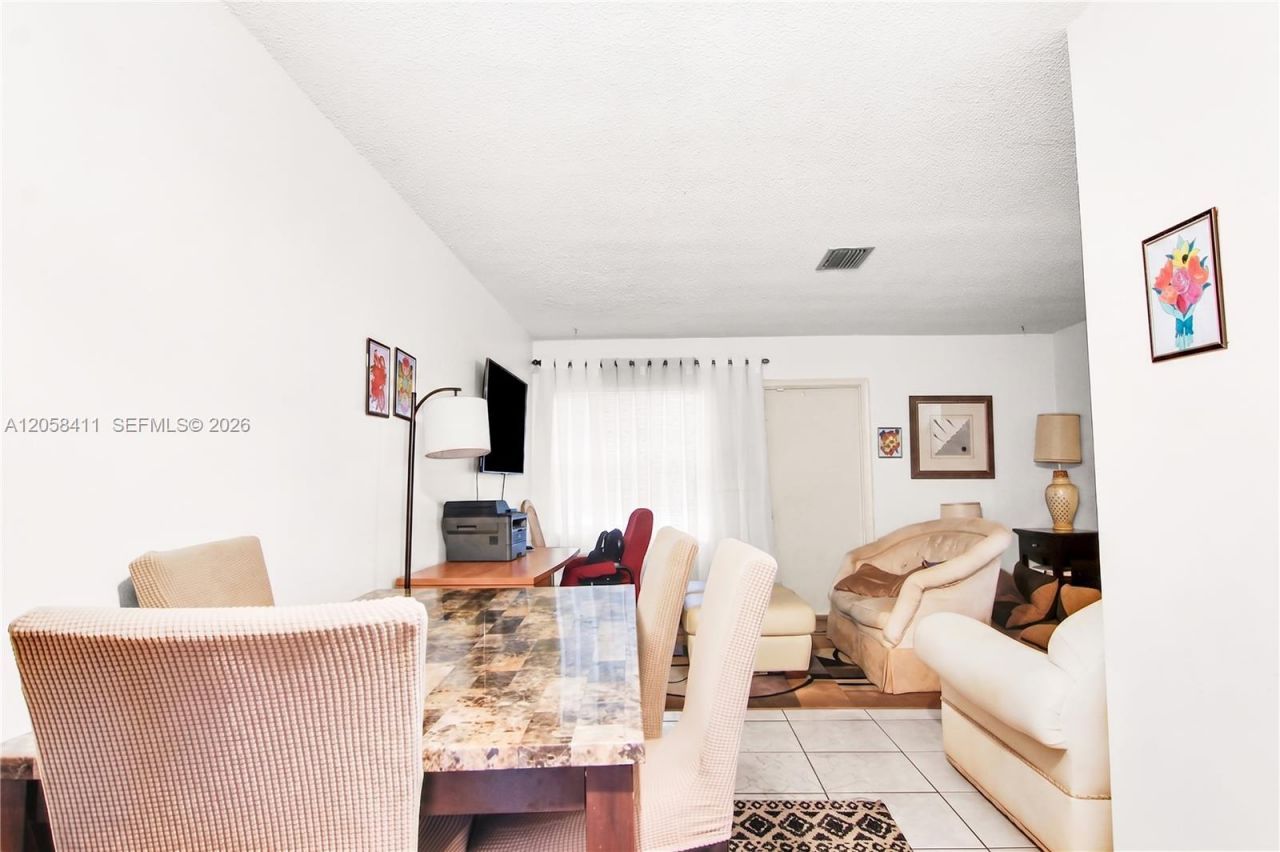 4020 NW 31st Ter , Unit 1-5, Lauderdale Lakes, FL 33309 Photo