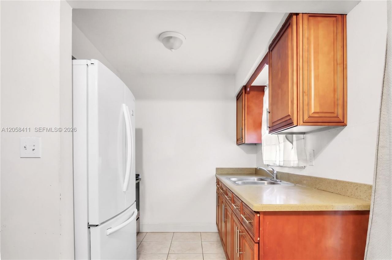 4020 NW 31st Ter , Unit 1-5, Lauderdale Lakes, FL 33309 Photo