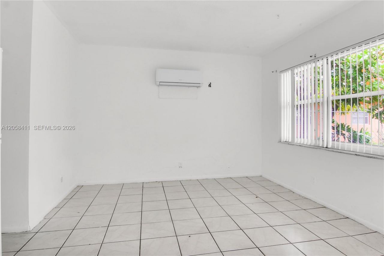 4020 NW 31st Ter , Unit 1-5, Lauderdale Lakes, FL 33309 Photo