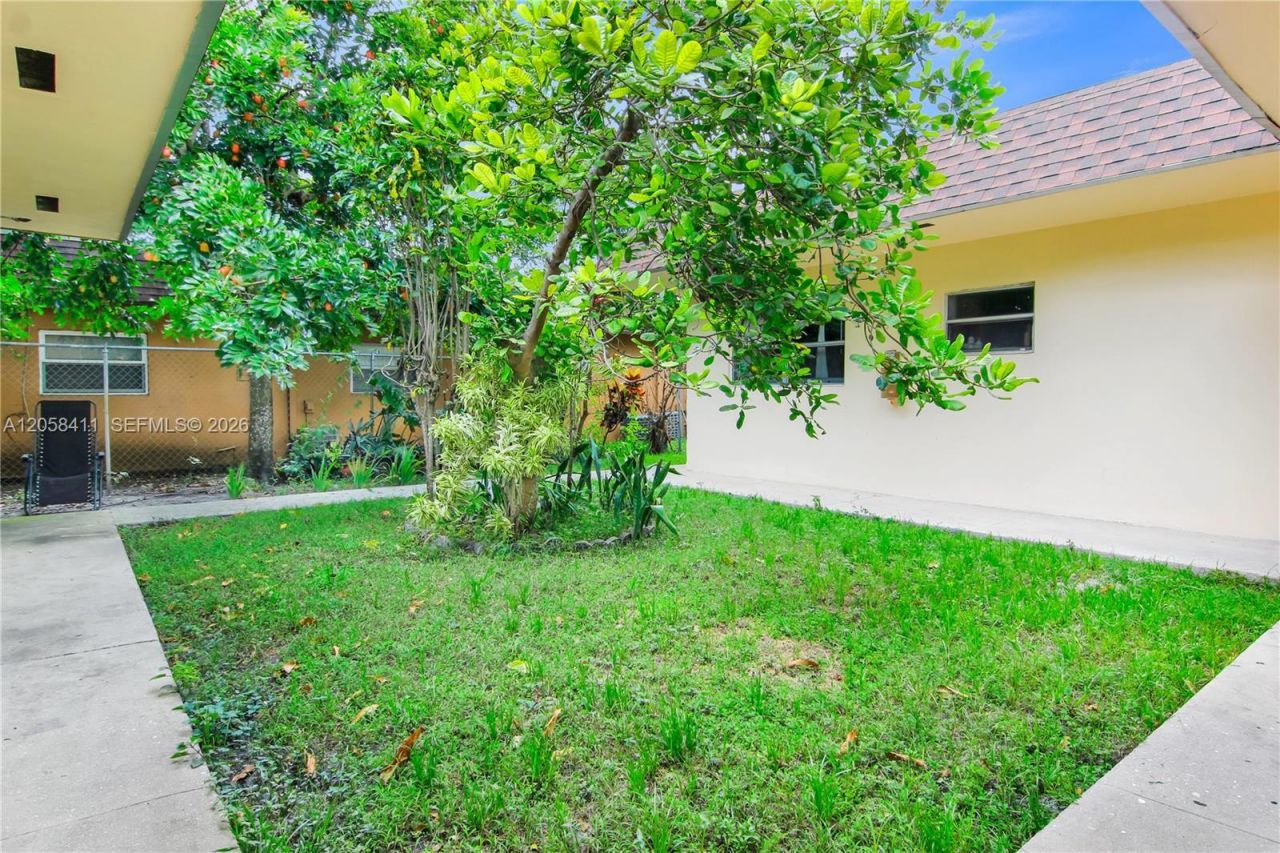 4020 NW 31st Ter , Unit 1-5, Lauderdale Lakes, FL 33309 Photo