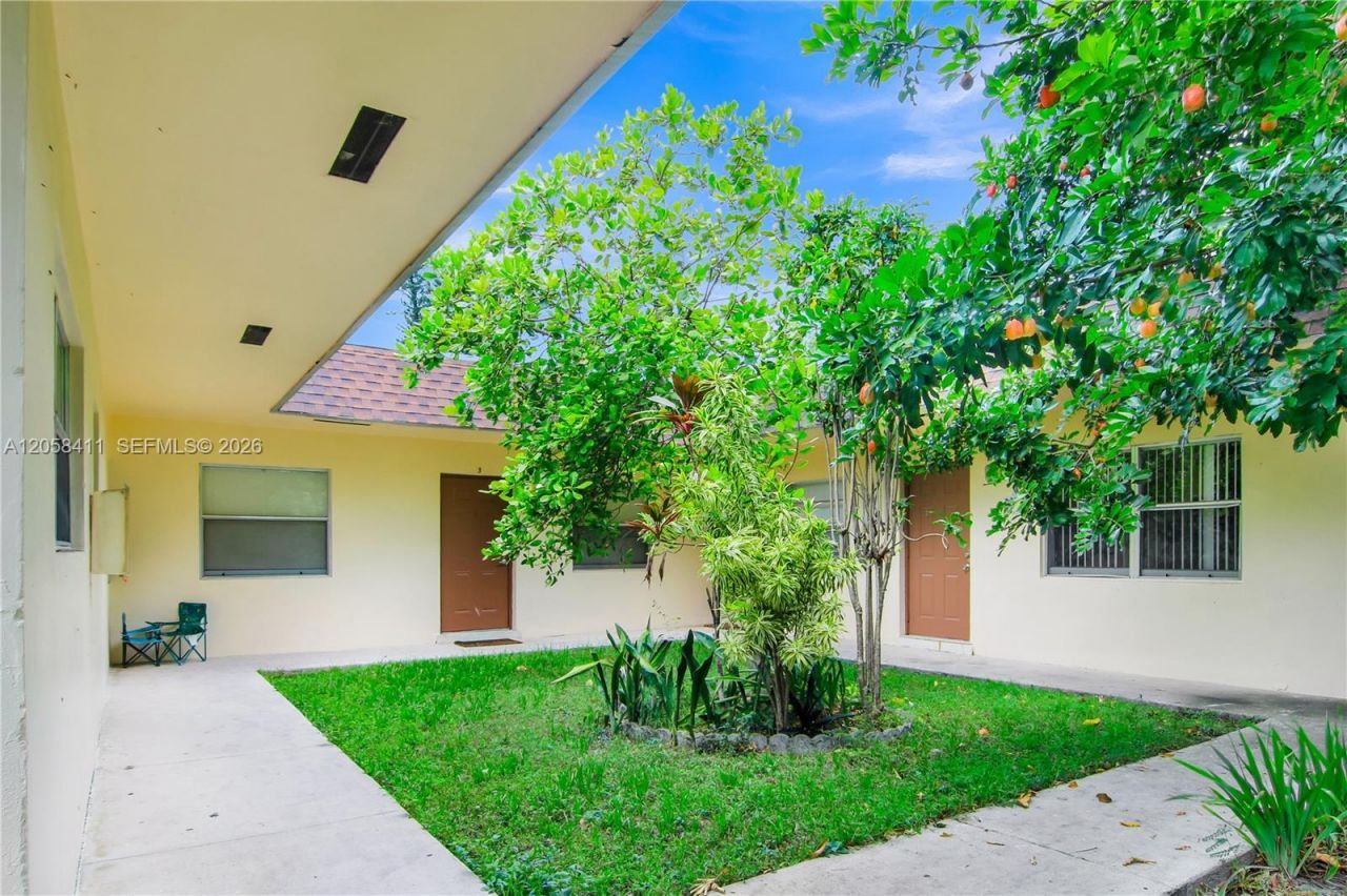 4020 NW 31st Ter , Unit 1-5, Lauderdale Lakes, FL 33309 Photo