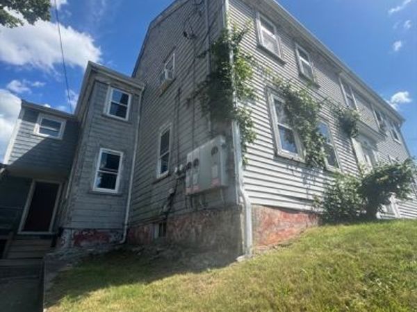3325-L N Main St, Fall River, MA 02720