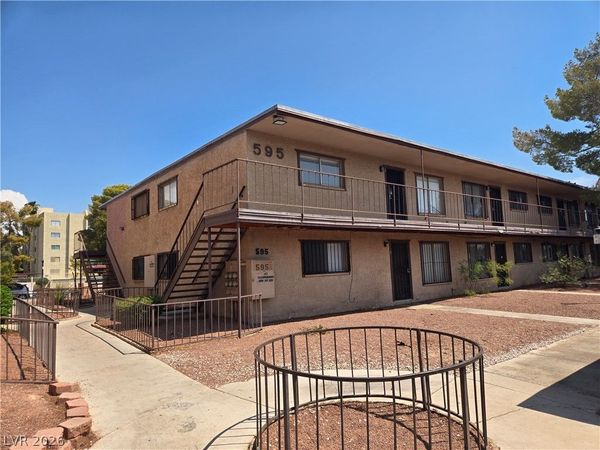 595 ROYAL CREST , Unit 19, Las Vegas, NV 89109