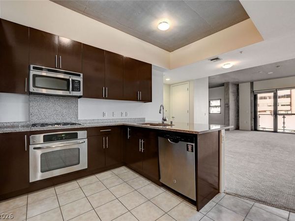 353 E Bonneville Avenue, Unit 369, Las Vegas, NV 89101