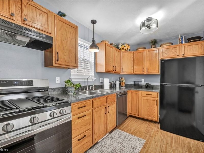 2350 E 63rd Street, Cleveland, OH 44104 Photo 10