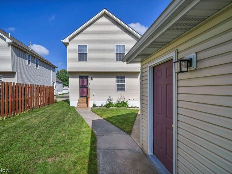2350 E 63rd Street, Cleveland, OH 44104 Photo 37