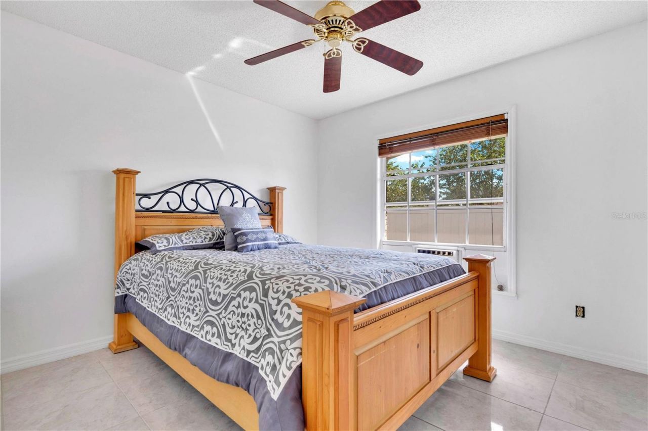 530 Whitecap Cove Court , Debary, FL 32713 Photo