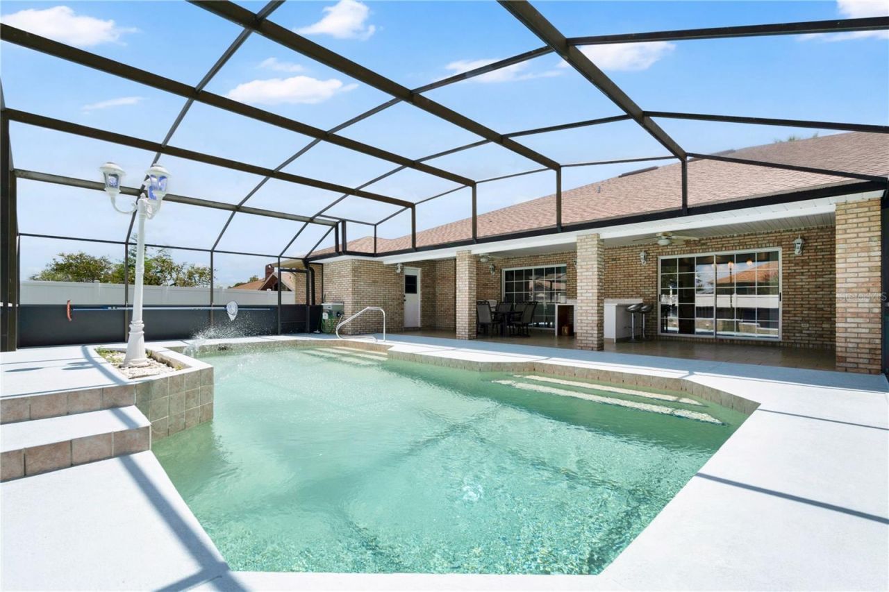 530 Whitecap Cove Court , Debary, FL 32713 Photo