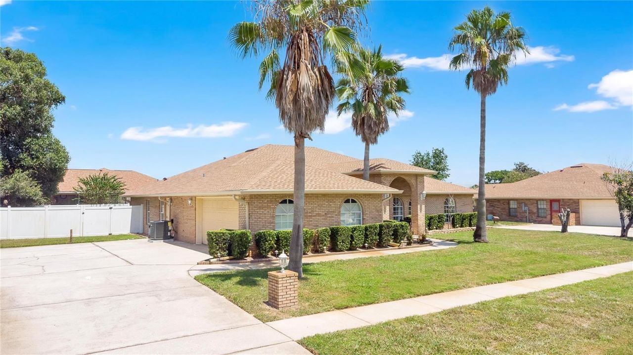 530 Whitecap Cove Court , Debary, FL 32713 Photo