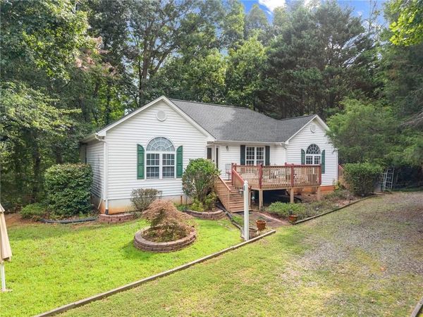6140 Henry Smith Road, Murrayville, GA 30564