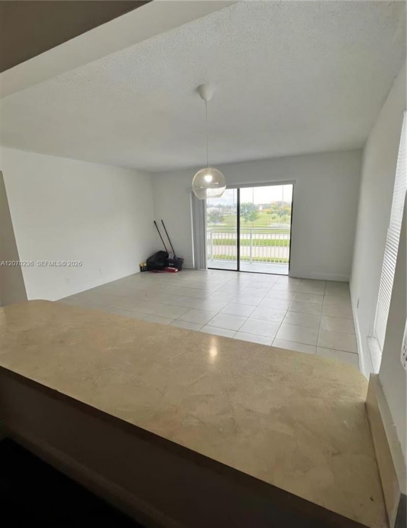 505 S Pine Island Rd , Unit B207, Plantation, FL 33324 Photo