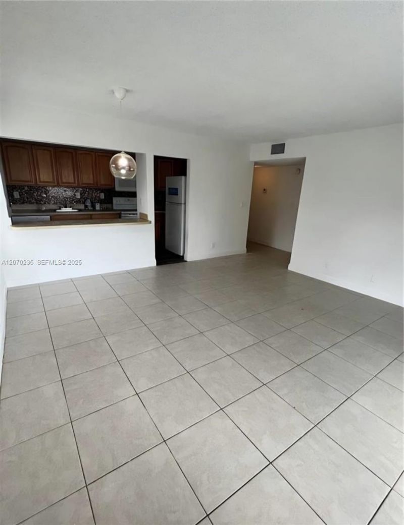 505 S Pine Island Rd , Unit B207, Plantation, FL 33324 Photo
