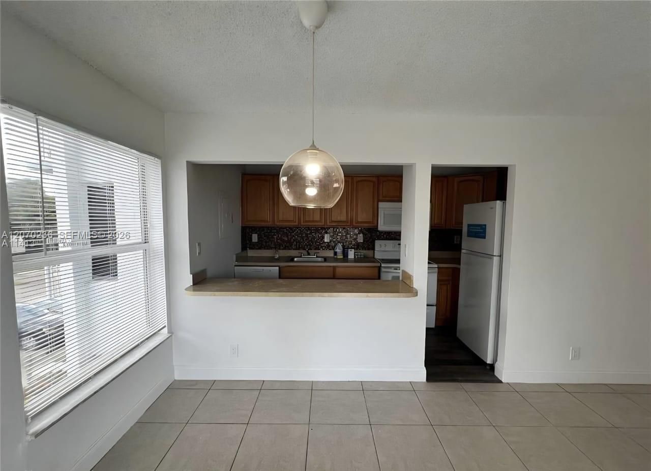 505 S Pine Island Rd , Unit B207, Plantation, FL 33324 Photo