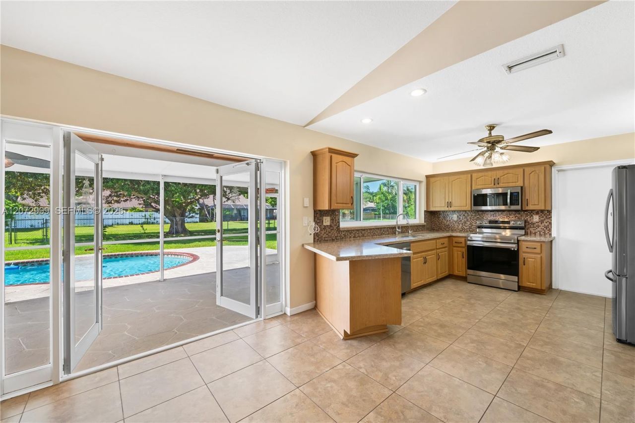 10370 NW 20th Ct, Sunrise, FL 33322 Photo