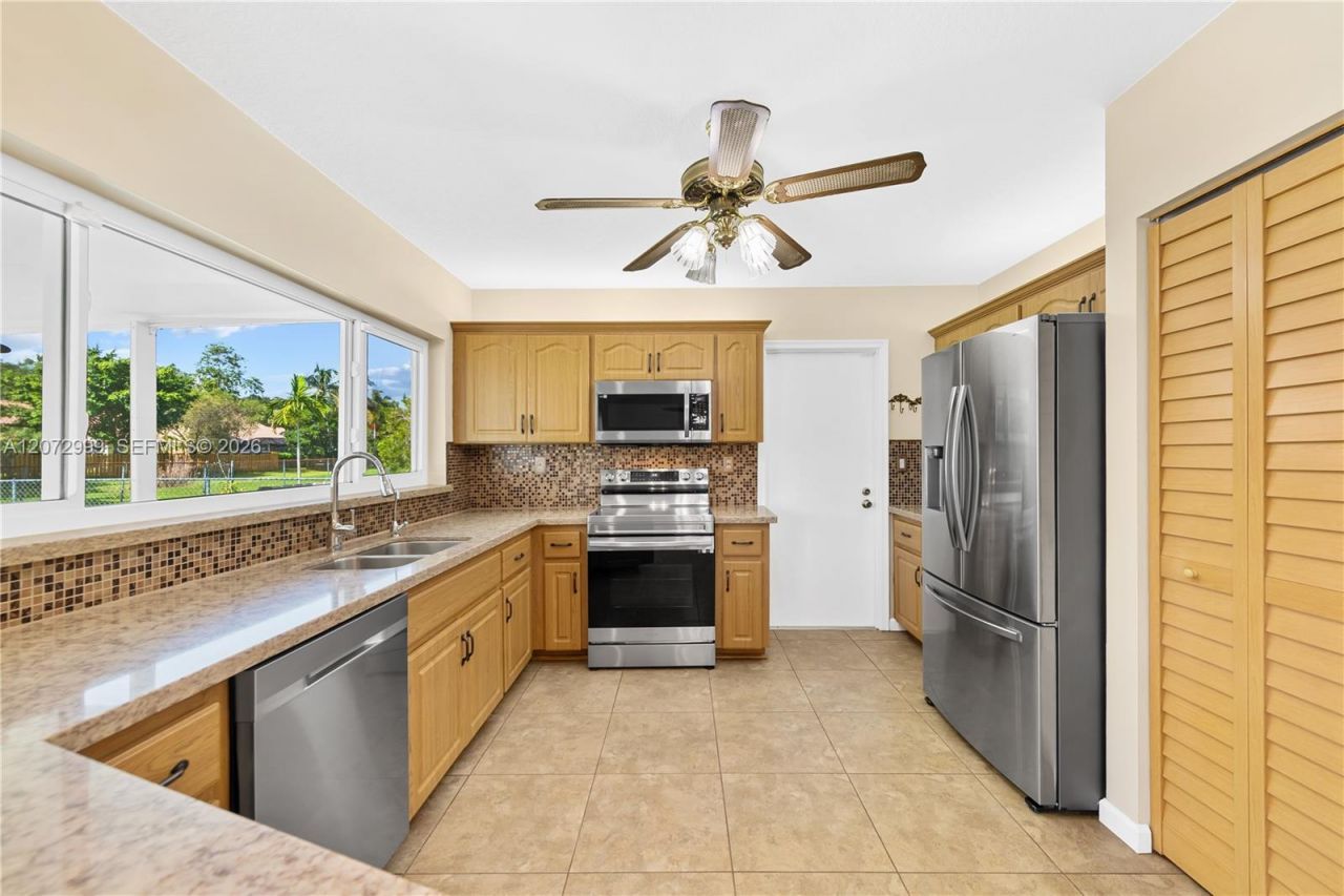 10370 NW 20th Ct, Sunrise, FL 33322 Photo