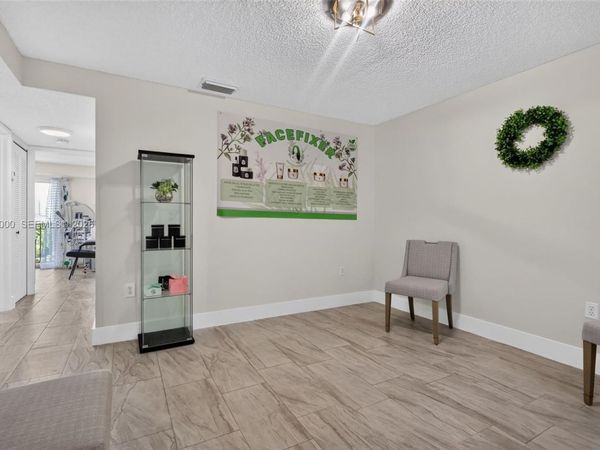 199 SW 12th Ave, Unit 415B, Miami, FL 33130