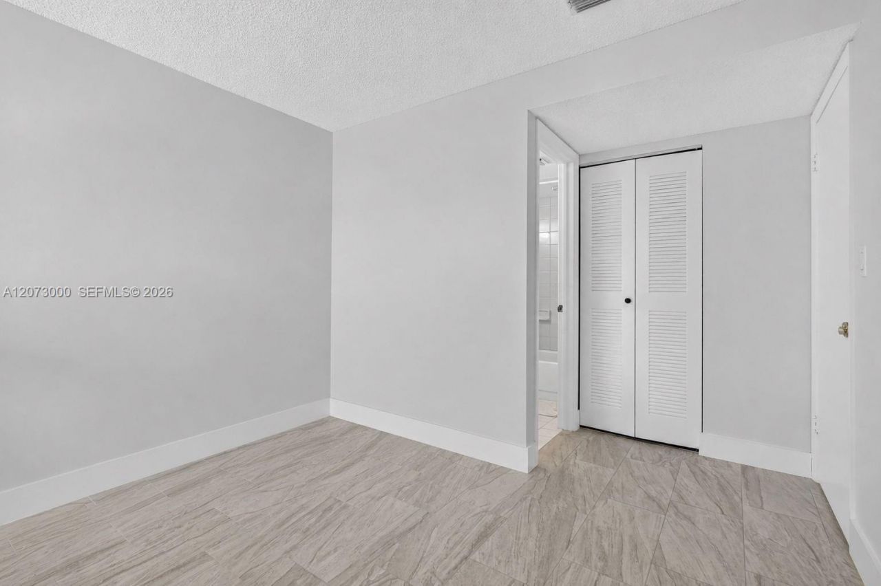 199 SW 12th Ave , Unit 415B, Miami, FL 33130 Photo