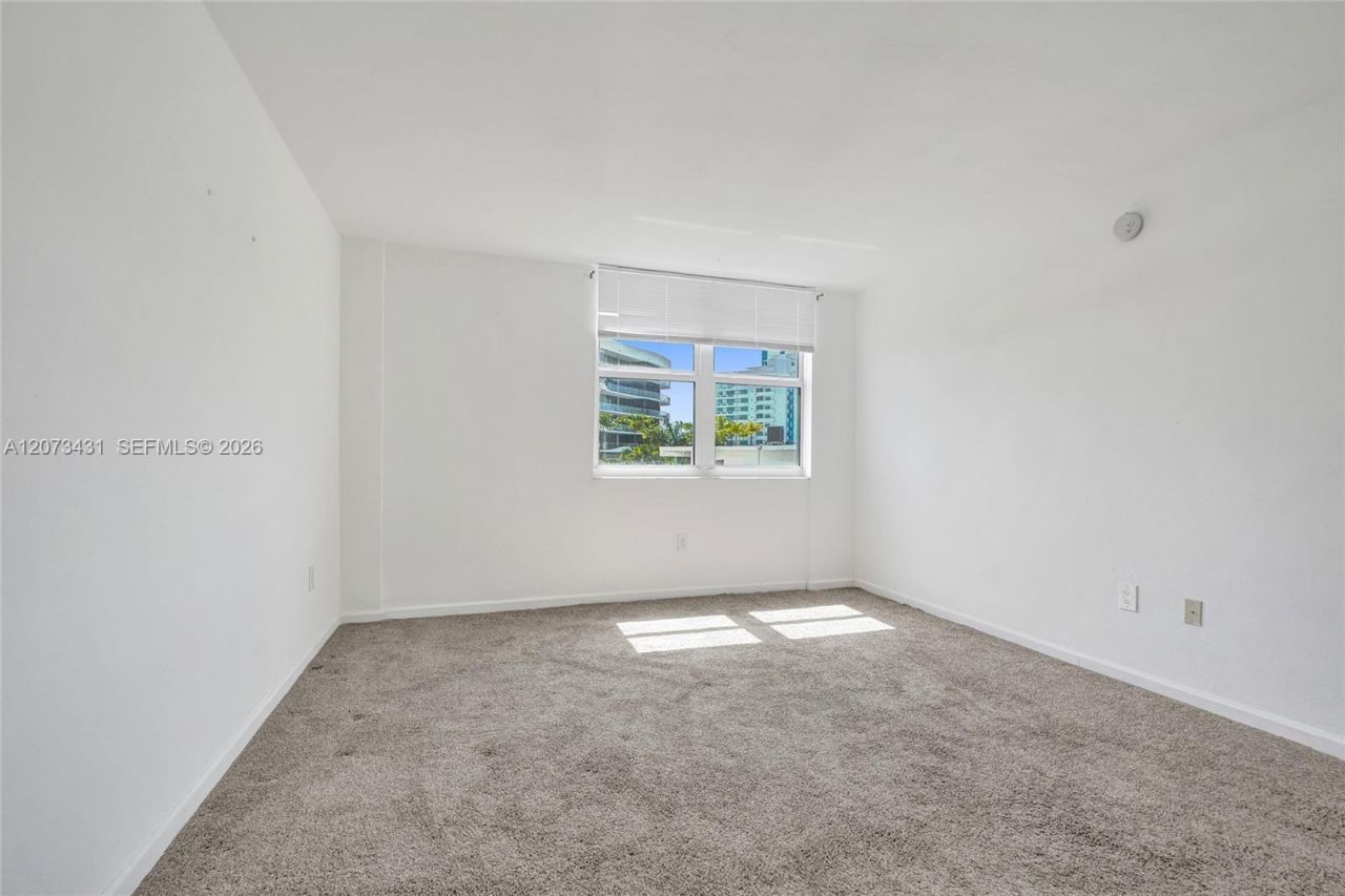 10350 W Bay Harbor Dr, Unit 3G, Bay Harbor Islands, FL 33154 Photo