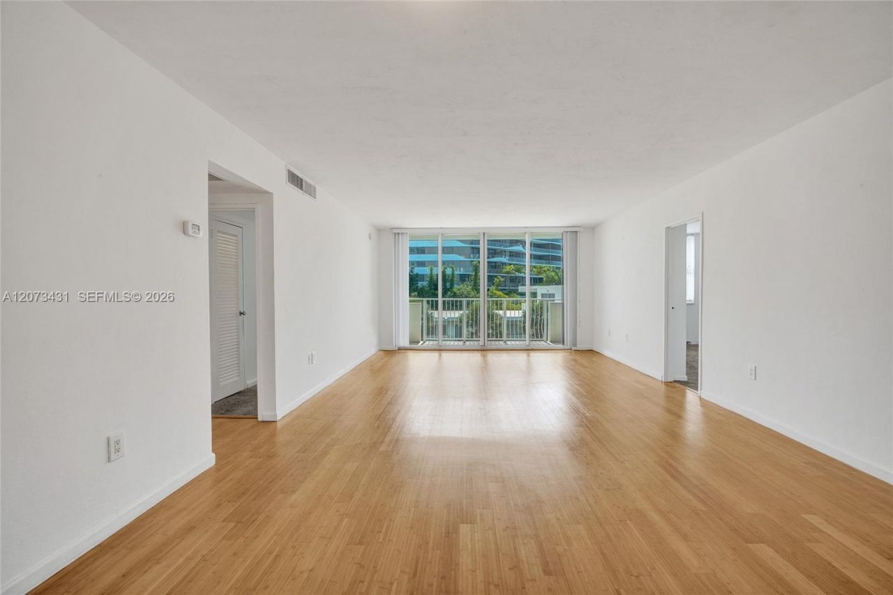 10350 W Bay Harbor Dr, Unit 3G, Bay Harbor Islands, FL 33154 Photo
