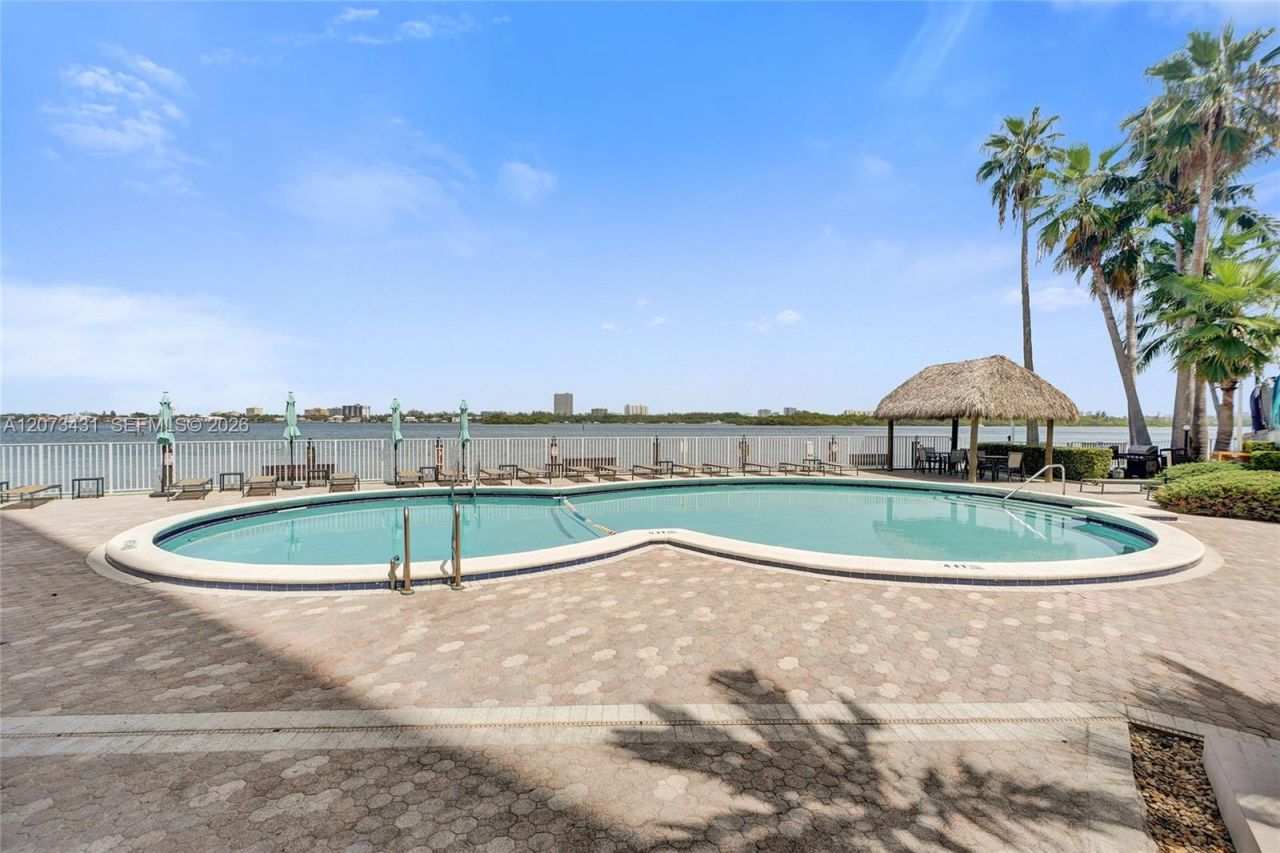 10350 W Bay Harbor Dr, Unit 3G, Bay Harbor Islands, FL 33154 Photo